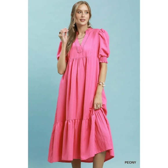 Umgee Dresses & Skirts - Umgee Textured Puff Sleeve Midi Dress - Peony - Small